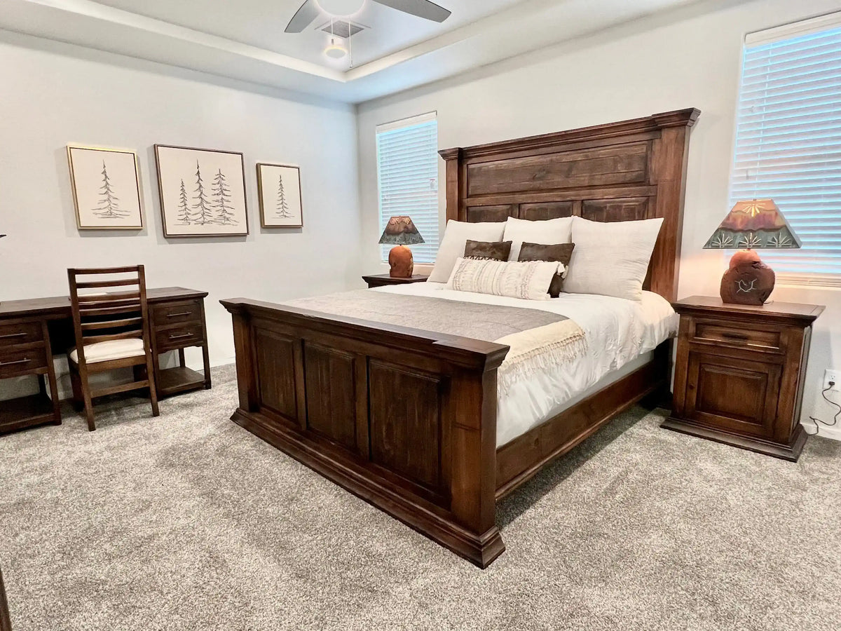 Floresville Crown Charm Rustic Bed