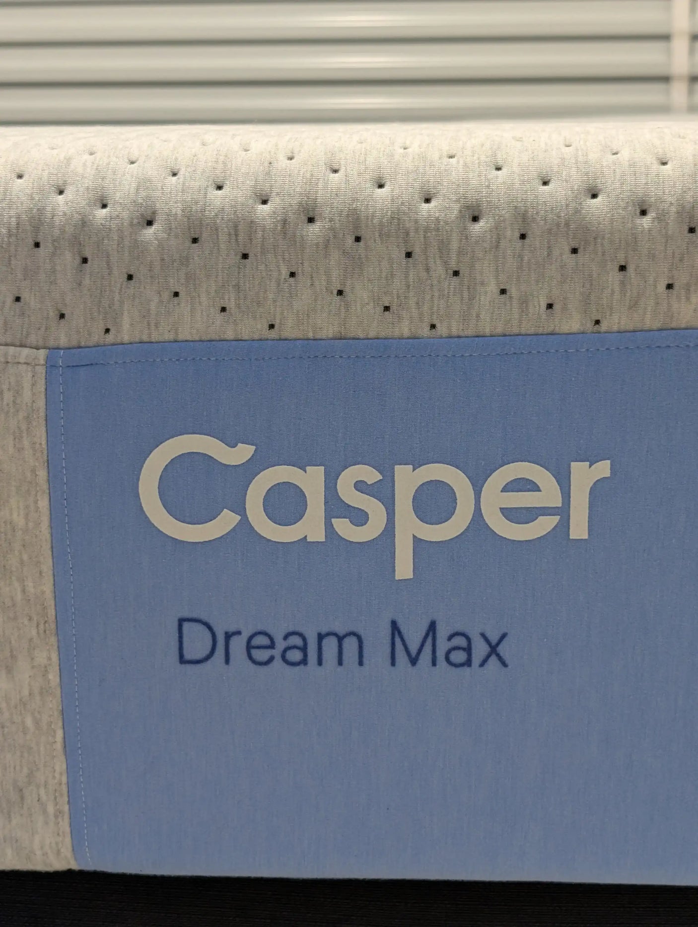 Casper Dream Max 14” Hybrid – Like New | Free Chicago Delivery