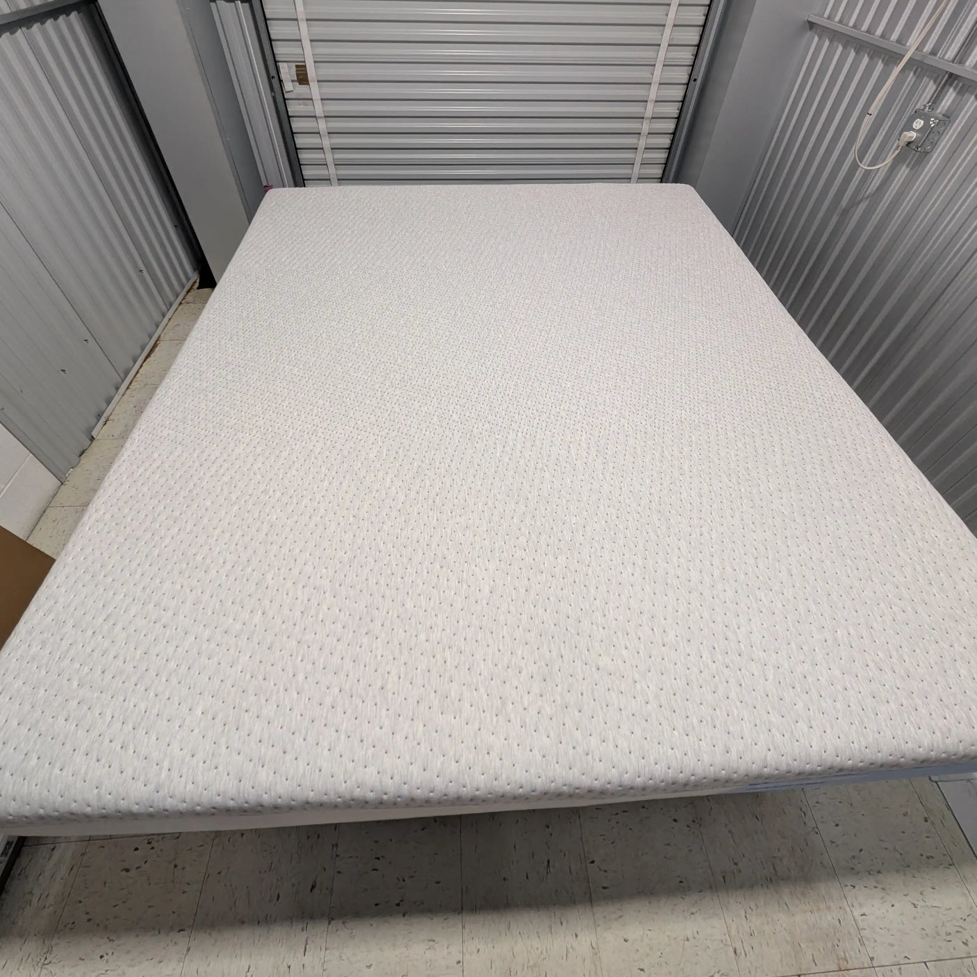 Casper Dream Max 14” Hybrid – Like New | Free Chicago Delivery