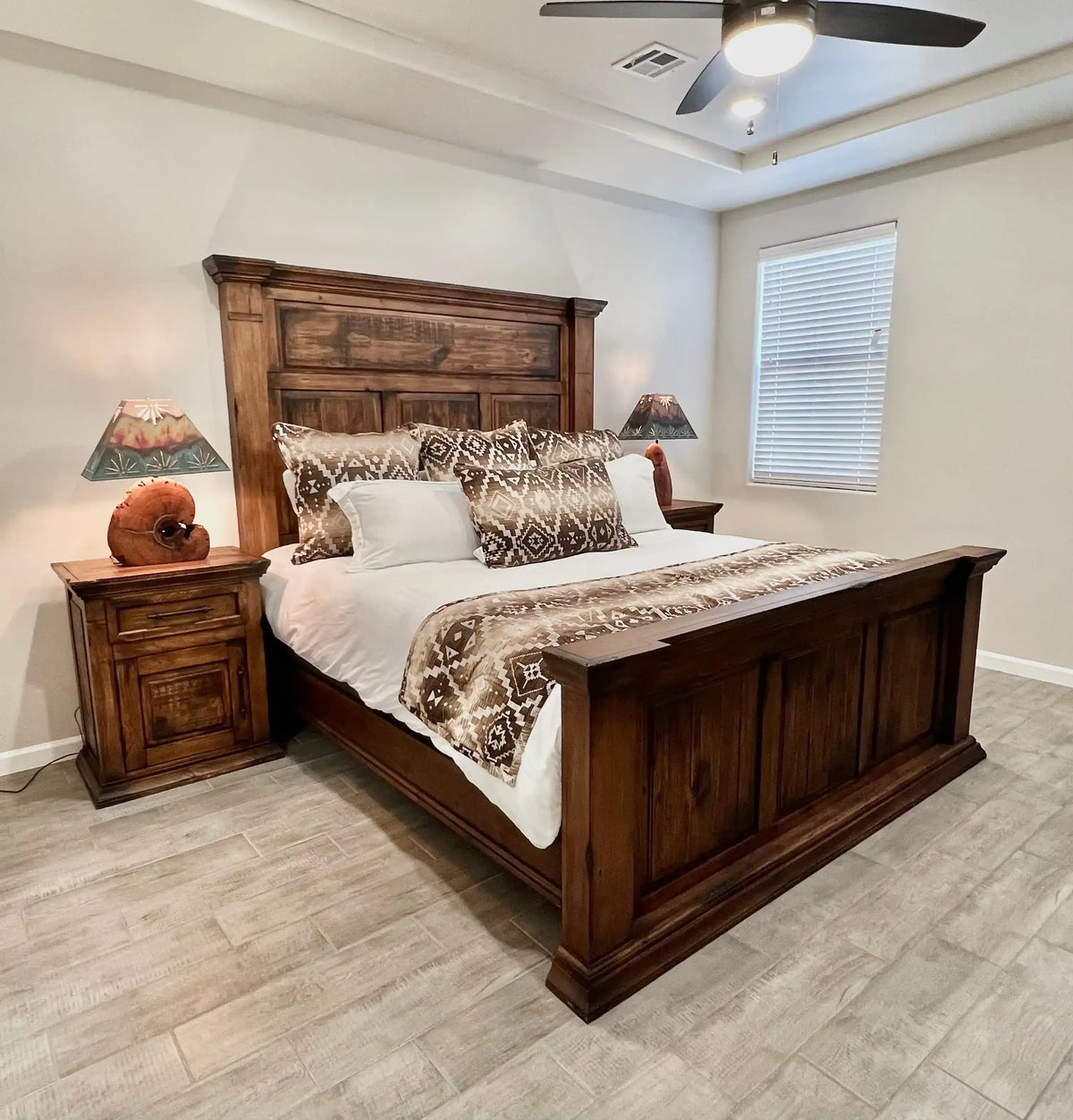 Floresville Crown Charm Rustic Bed