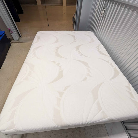 Beautyrest ComfortPedic Balanced Days Plush 12" Queen Mattress