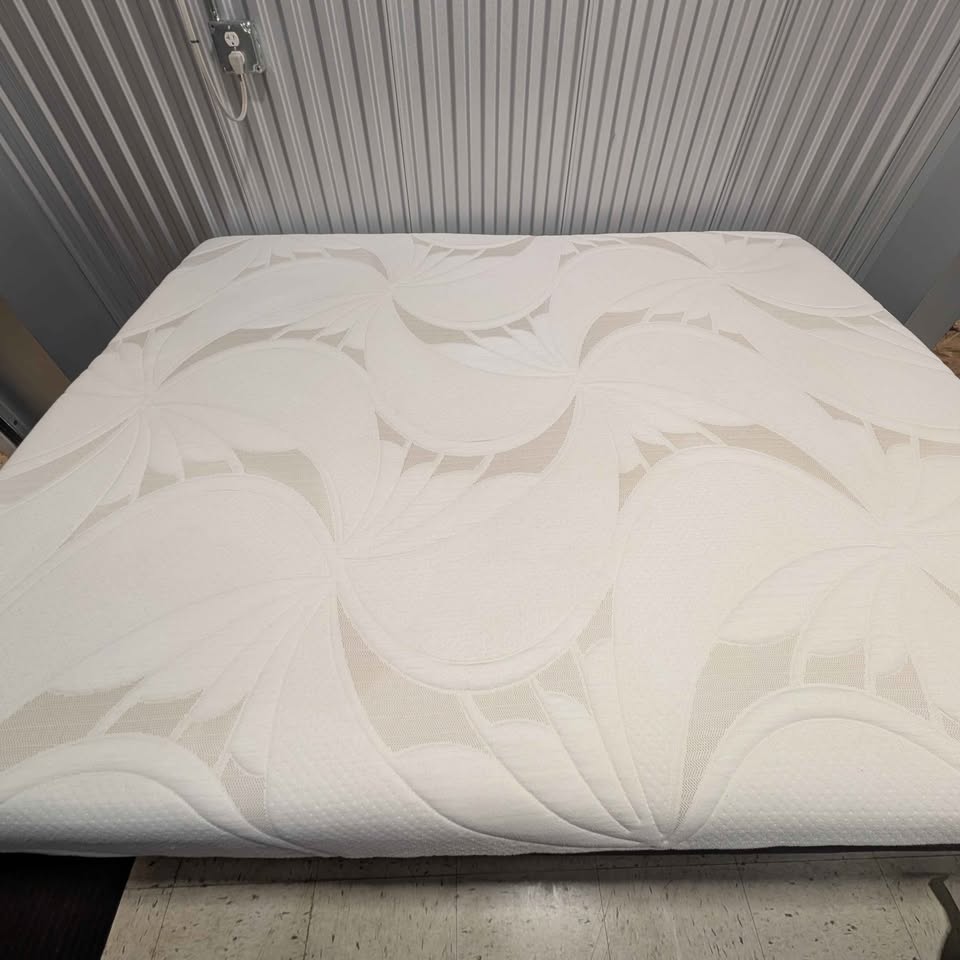 Beautyrest ComfortPedic Balanced Days Plush 12" Queen Mattress