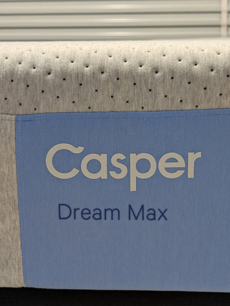 Casper Dream Max 14” Hybrid – Like New | Free Chicago Delivery