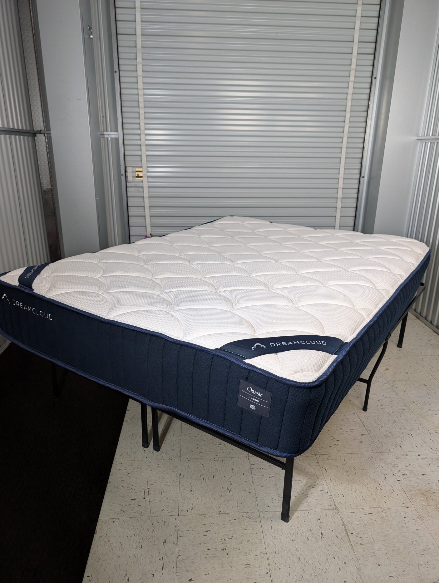 DreamCloud Classic 14” Hybrid – Like New | Chicago Pickup / Local Delivery