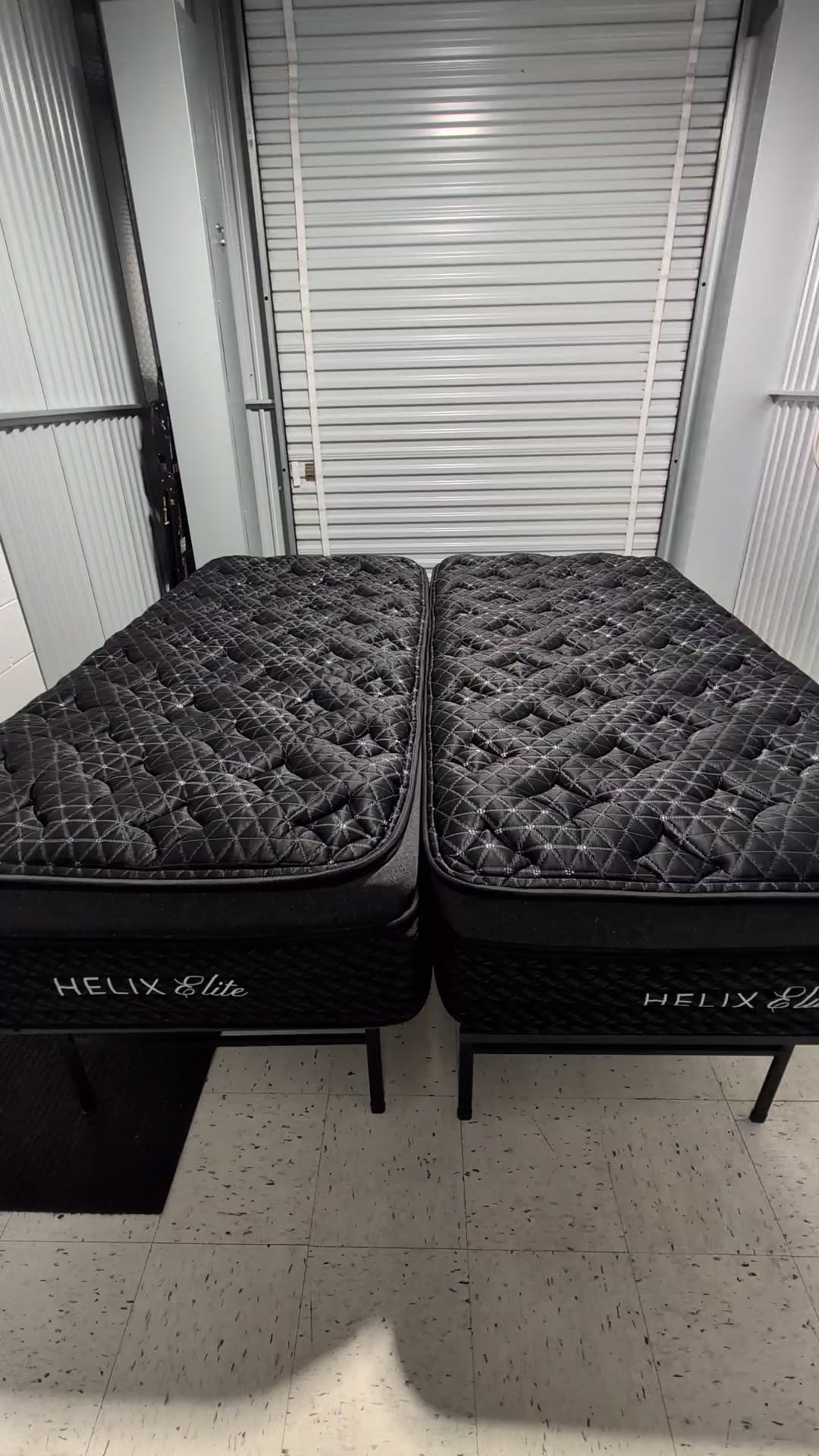 Helix Midnight Elite 16” Luxury Hybrid – Like New | Chicago Pickup / Delivery