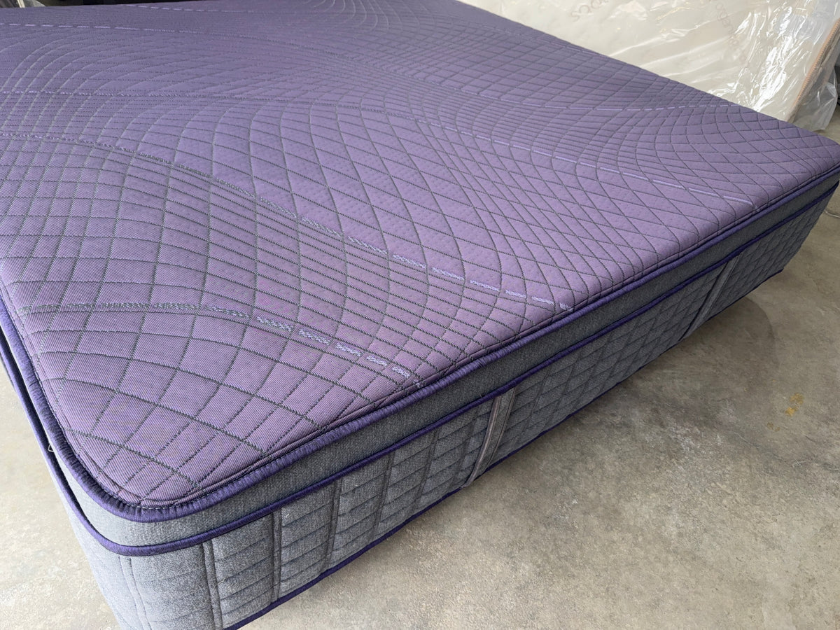 Purple Rejuvenate Plus 2.0 Mattress, King — Like New